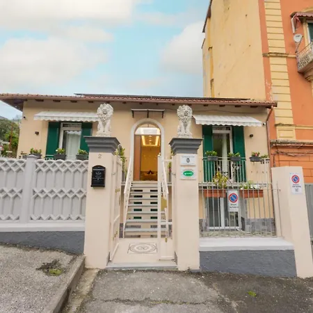 La Maison Du Lion 4*