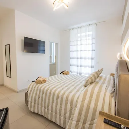 Гостевой дом La Maison Du Lion 4*