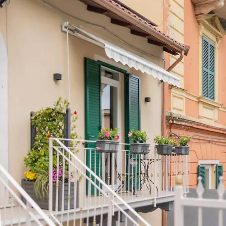 La Maison Du Lion Гостевой дом